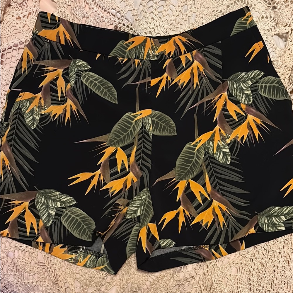 Carolina Belle High Waist Black, Yellow, and Green Tropical Shorts size 2